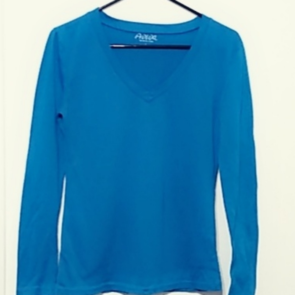Aviva Long sleeve top